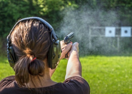 girl-shooting
